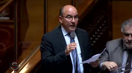 Il y a urgence, et la balle est dans votre camp 
