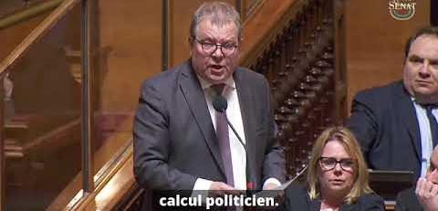 Quand l'État poursuit l'antifascisme et laisse défiler l'extrême droite