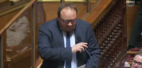 "Entre le peuple et les actionnaires, choisissez, pour une fois, l'intérêt général !"